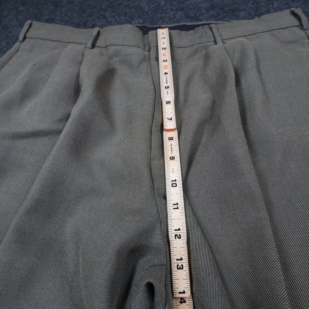 Van Heusen Dress Pants Mens 38x30 Brown Rayon Polyester Pleated Relaxed Slacks